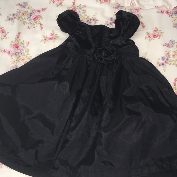 Black fancy dress - Picture 2 of 5